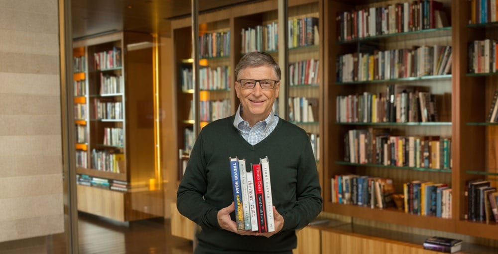 Bill-Gates-and-books