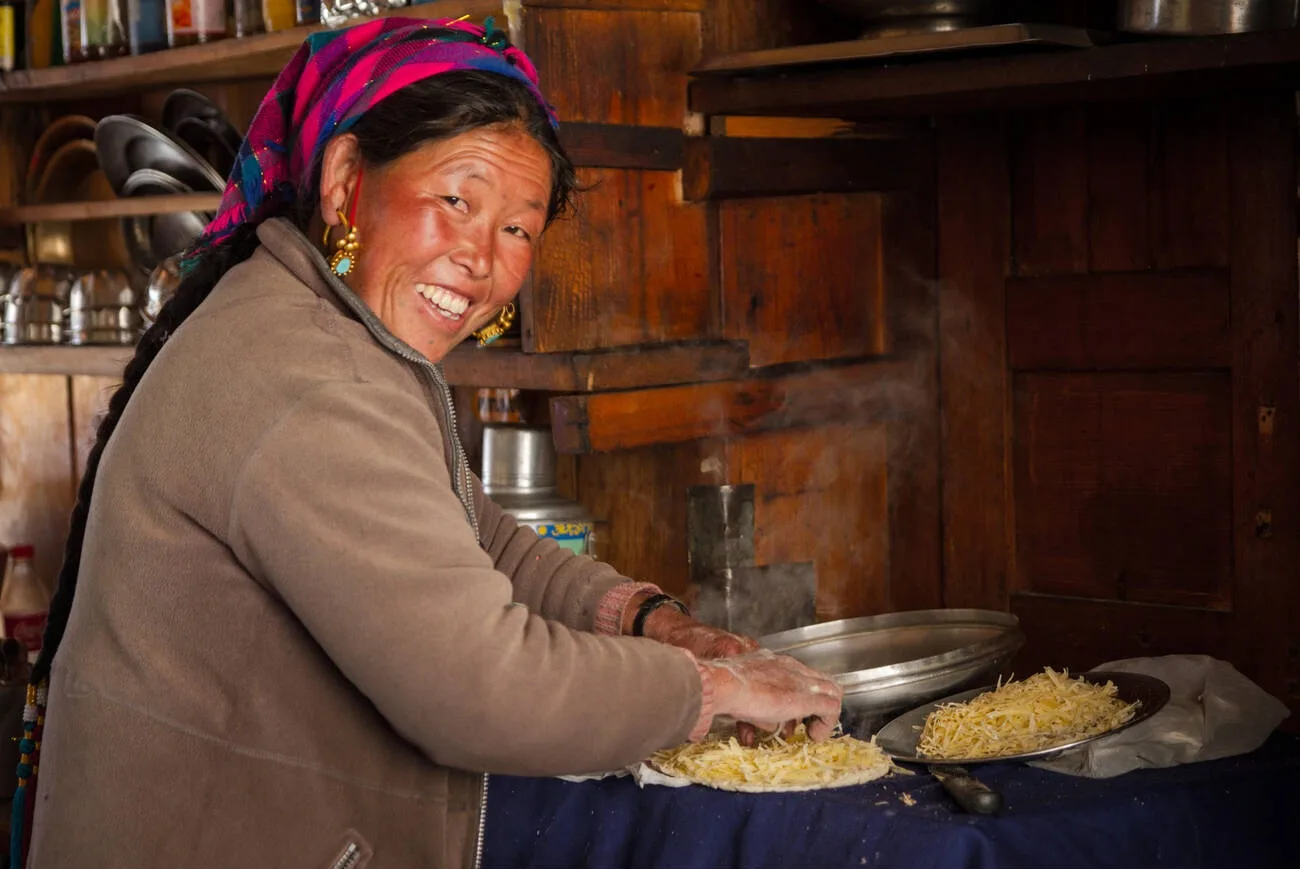 wanita tibet